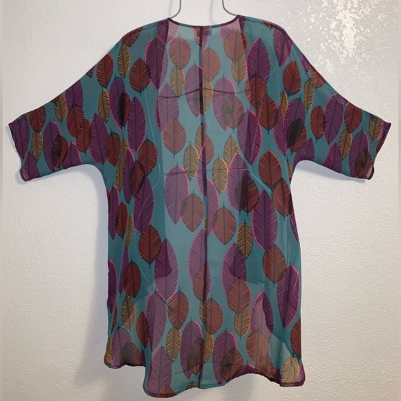 LuLaRoe Tops - LuLaRoe sheer high low cardigan